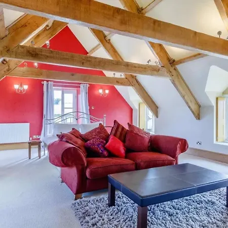 Henrhiw Farm House At Henrhiw Farm Cottages Usk Exterior photo